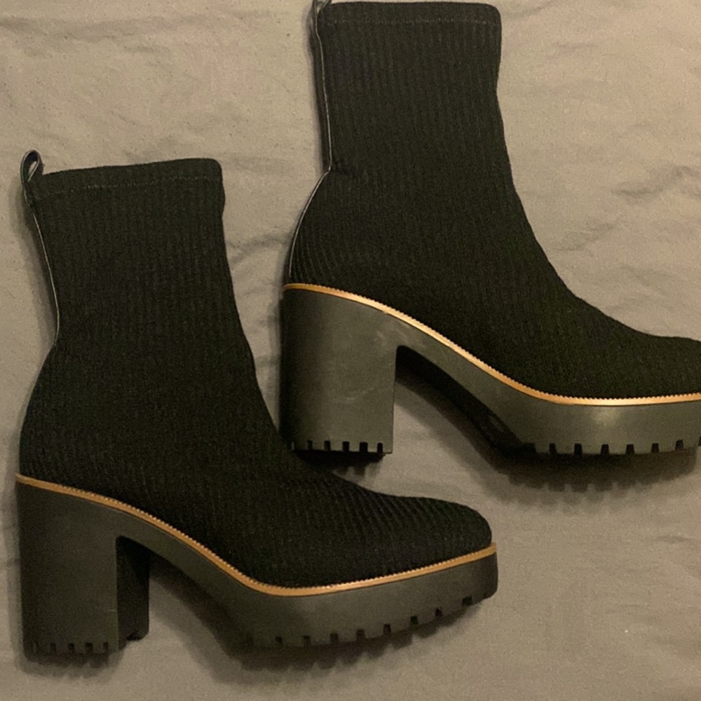 Chinese Laundry Garvey Bootie